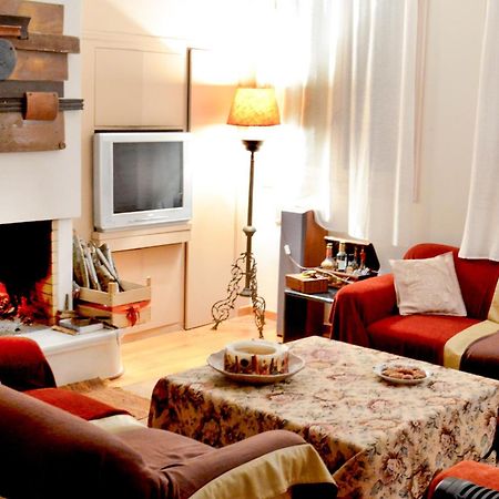 Elegant Stone Mansion In Historic Mystras Apartamento Exterior foto